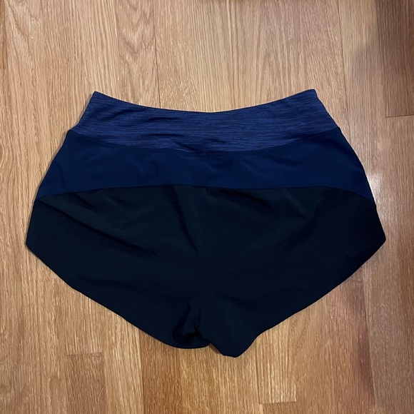 Outdoor Voices The Exercise 2.5” Short Navy - Picture 2 of 7